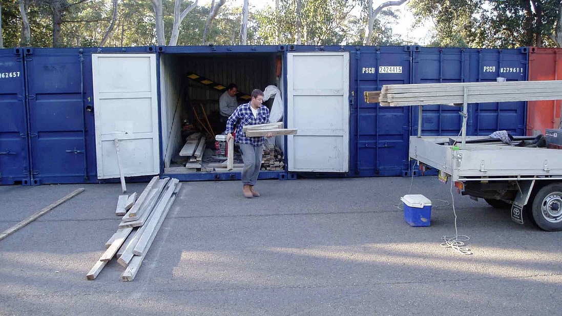 Business & commercial self storage